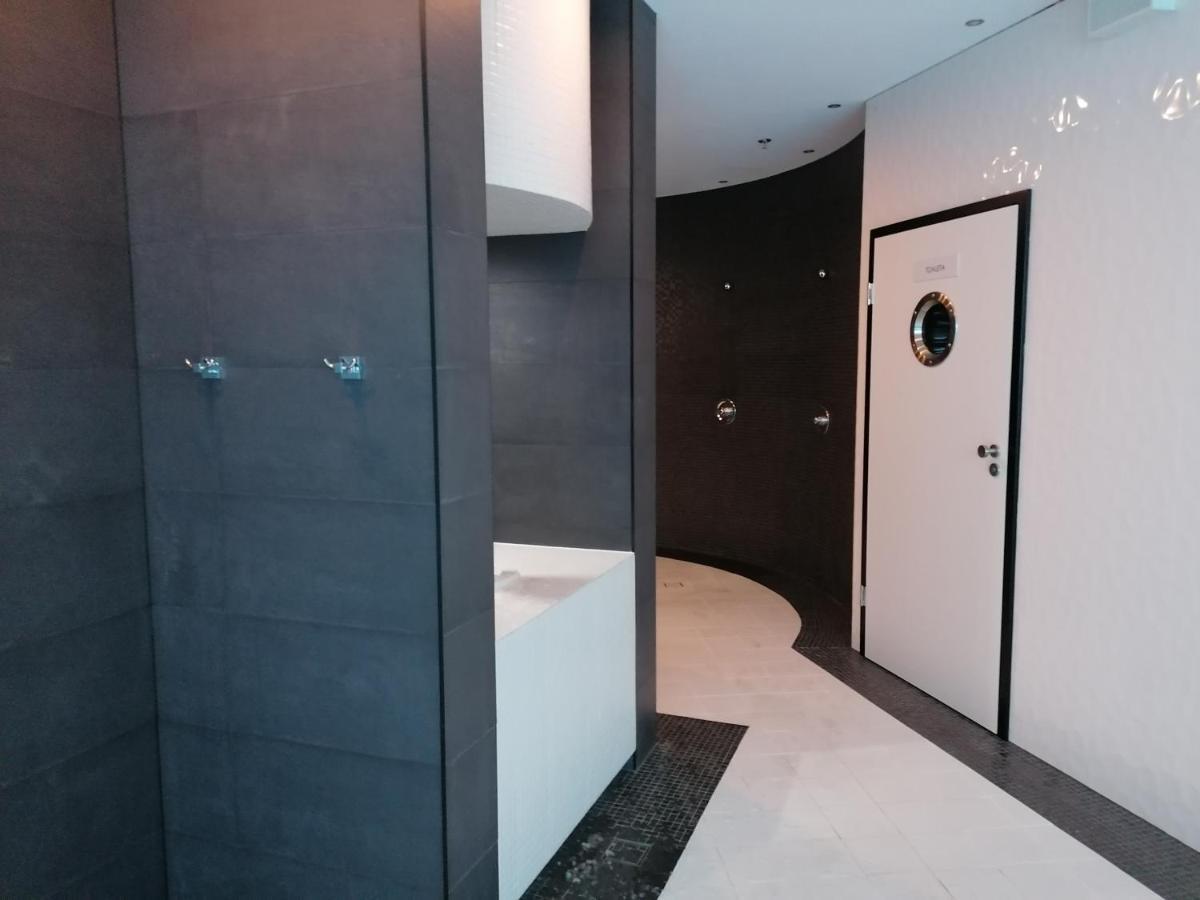 Szczecin Hanza Tower Apartment-Basen Exterior foto